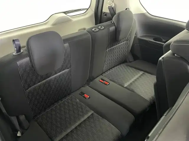 日産 セレナ ハイウェイスター V 埼玉県 2020(令2)年 5.7万km ダークメタルグレー 純正９インチナビ　フリップダウンモニター　アラウンドビューモニター　ＢＳＩ　ビルトインＥＴＣ　ドライブレコーダー　プロパイロット　レーダークルーズコントロール　ステアリングヒーター　ＨＤＭＩ　ＬＥＤ