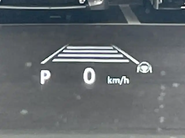 トヨタ アルファードハイブリット Z 愛知県 2024(令6)年 4.1万km プラチナホワイトパールマイカ 禁煙車/純正14インチナビ/（AM/FM/フルセグTV/Bluetooth/USB）/全方位カメラ/フリップダウンモニター/ワイヤレス充電/AC100V電源/デジタルインナーミラー/トヨタセーフティセンス/・プリクラッシュセーフティ/・レーダークルーズコントロール/・レーンディパーチャーアラート/・オートマチックハイビーム/ヘッドアップディスプレイ/ブラインドスポットモニター/ETC２．０/前後ドライブレコーダー/オットマン/パワーシート/シートベンチレーション/シートヒーター/両側パワースライドドア/パワーバックドア/電子パーキングブレーキ/オートホールド/純正アルミホイール/純正フロアマット/3眼式LEDヘッドライト/フロントフォグランプ/プッシュスタート/スマートキー/スペアキー有/横滑り防止装置/革巻きステアリング