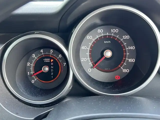 ホンダ クロスロード 20X 島根県 2007(平19)年 11.6万km プレミアムホワイトパール 登録時走行距離115433km/純正ナビ（CD・DVD・AM・FM）/バックカメラ/ETC/3列シート/純正フロアマット/純正AW17インチ/盗難防止装置/オートライト/運転席・助手席エアバック/スマートキー/ドアバイザー/ステアリングスイッチ