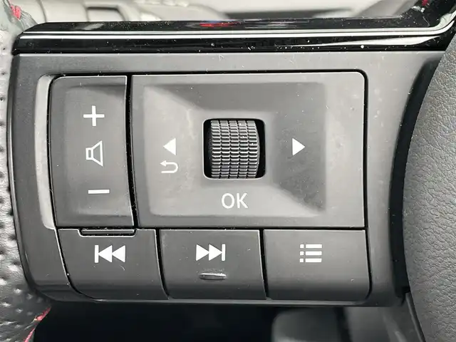 日産 オーラ ニスモ 和歌山県 2022(令4)年 1.1万km ピュアホワイトパール 純正メーカーナビ/アラウンドビューモニター/HDMI/エマージェンシーブレーキ/プロパイロット/デジタルインナーミラー/ビルトインETC2.0/置くだけ充電/シートヒーター/ステアリングヒーター/純正フロアマット/純正アルミホイール/LEDヘッドライト/オートライト/オートマチックハイビーム