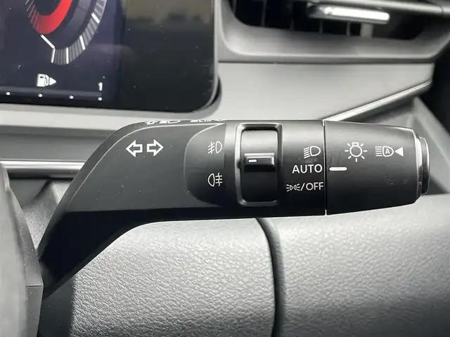 日産 オーラ ニスモ 和歌山県 2022(令4)年 1.1万km ピュアホワイトパール 純正メーカーナビ/アラウンドビューモニター/HDMI/エマージェンシーブレーキ/プロパイロット/デジタルインナーミラー/ビルトインETC2.0/置くだけ充電/シートヒーター/ステアリングヒーター/純正フロアマット/純正アルミホイール/LEDヘッドライト/オートライト/オートマチックハイビーム