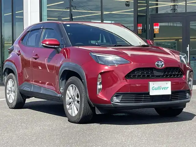 トヨタ ヤリスクロス G 鹿児島県 2021(令3)年 2.8万km センシュアルレッドマイカ トヨタセーフティセンス/-プリクラッシュセーフティー/-レーダークルーズコントロール/-オートマチックハイビーム/純正ディスプレイオーディオ/【Bluetooth/Miracast】/バックカメラ/LEDヘッドライト/前後ドライブレコーダー/純正16インチアルミホイール/アイドリングストップ/スマートキー/ETC