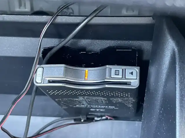 トヨタ ヤリスクロス G 鹿児島県 2021(令3)年 2.8万km センシュアルレッドマイカ トヨタセーフティセンス/-プリクラッシュセーフティー/-レーダークルーズコントロール/-オートマチックハイビーム/純正ディスプレイオーディオ/【Bluetooth/Miracast】/バックカメラ/LEDヘッドライト/前後ドライブレコーダー/純正16インチアルミホイール/アイドリングストップ/スマートキー/ETC