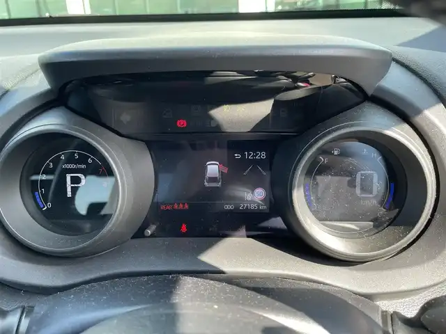 トヨタ ヤリスクロス G 鹿児島県 2021(令3)年 2.8万km センシュアルレッドマイカ トヨタセーフティセンス/-プリクラッシュセーフティー/-レーダークルーズコントロール/-オートマチックハイビーム/純正ディスプレイオーディオ/【Bluetooth/Miracast】/バックカメラ/LEDヘッドライト/前後ドライブレコーダー/純正16インチアルミホイール/アイドリングストップ/スマートキー/ETC