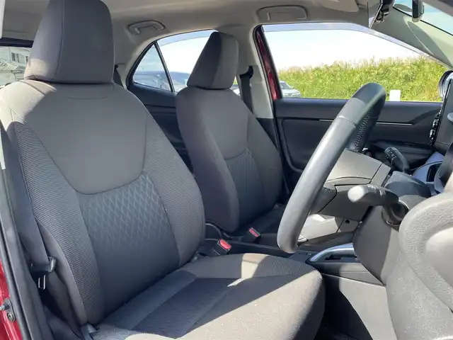 トヨタ ヤリスクロス G 鹿児島県 2021(令3)年 2.8万km センシュアルレッドマイカ トヨタセーフティセンス/-プリクラッシュセーフティー/-レーダークルーズコントロール/-オートマチックハイビーム/純正ディスプレイオーディオ/【Bluetooth/Miracast】/バックカメラ/LEDヘッドライト/前後ドライブレコーダー/純正16インチアルミホイール/アイドリングストップ/スマートキー/ETC