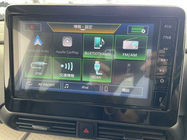 三菱 デリカミニ T プレミアム 岐阜県 2024(令6)年 2.7万km チタニウムグレーメタリック 純正ディスプレイオーディオ（AM　FM　BT　USB　AppleCarPlay）/デジタルルームミラー/全方位カメラ/前後ドライブレコーダー/ビルトインETC/D＋N席シートヒーター/ステアリングヒーター/Mi-pirot/衝突被害軽減システム/レーンキープアシスト/速度道路常識表示/ステアリングリモコン/パドルシフト/革巻きステアリング/電動パーキングブレーキ/後席サンシェード/後席USB充電ポート/シートバックテーブル/サーキュレーター/プッシュスタート/スマートキー/スペアキー/ハンズフリースライドドア/ダウンヒルアシスト/アイドリングストップ/純正フロアマット/純正サイドバイザー/純正アルミホイール/ハーフレザーシート/ルーフレール/LEDフォグランプ/前後ソナー