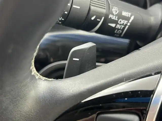 ホンダ オデッセイ アブソルート アドバンス 大阪府 2016(平28)年 7万km クリスタルブラックパール Honda SENSING/・衝突軽減ブレーキ/・歩行者事故低減ステアリング/・アダプティブクルーズコントロール/・車線維持支援システム/・路外逸脱抑制機能/・誤発進抑制機能/・先行車発進告知機能/純正ナビ/　CD/DVD/BT/フルセグTV/マルチビューカメラシステム/フロント・サイド・バックカメラ/両側パワースライドドア/オートLEDヘッドライト/フォグランプ/ハーフレザーシート/D席パワーシート/純正17インチアルミホイール/パドルシフト/スマートキー/ETC/2列目オットマン/アイドリングストップ/電動格納ミラー/フロアマット