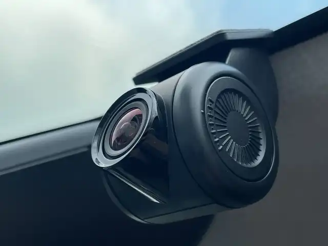 ダイハツ ムーヴ キャンバス G メイクアップ リミテッド　SAⅢ 神奈川県 2020(令2)年 3万km パールホワイトⅢ/ナチュラルベージュマイカメタリック 2トーン 純正SDナビ（NMZK-W700）/フルセグ/Bluetooth/CD/DVD/USB/両側パワースライドドア/全周囲カメラ/ドライブレコーダー/純正フロアマット/LEDヘッドライト/フォグランプ/オートライト/オートマチックハイビーム/コーナーセンサー/アイドリングストップ/プッシュスタート/スマートキー/電動格納ミラー/ドアバイザー/横滑り防止装置/衝突被害軽減システム