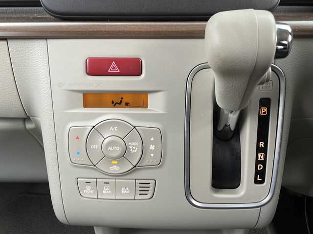 スズキ ラパン ＬＣ X 佐賀県 2023(令5)年 1.1万km テラコッタピンクメタリック/アーバンブラウン 2トーン エンジンスタートボタン/保証書/取扱説明書/記録簿/ワンオーナー/アイドリングストップ/スマートキー/スペアキー有/Bluetooth接続/CD/TV/社外ナビ/前後ドライブレコーダー/ベンチシート/純正フロアマット/前席シートヒーター/ABS/前後コーナーセンサー/LEDライト/レーンキープアシスト/盗難防止装置/オートライト/Wエアバッグ/衝突被害軽減システム/ステアリングスイッチ/クリアランスソナー/電格ウィンカーミラー