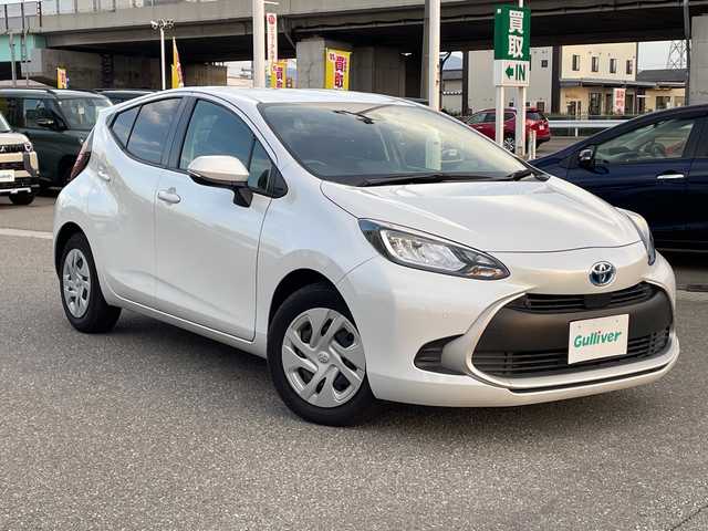 トヨタ アクア G 石川県 2022(令4)年 4.8万km プラチナホワイトパールマイカ 純正ディスプレイオーディオ　バックカメラ　ＬＥＤヘッドライト　ＥＴＣ　ドライブレコーダー　トヨタセーフティセンス　レーダークルーズ　スマートキー　プッシュスタート