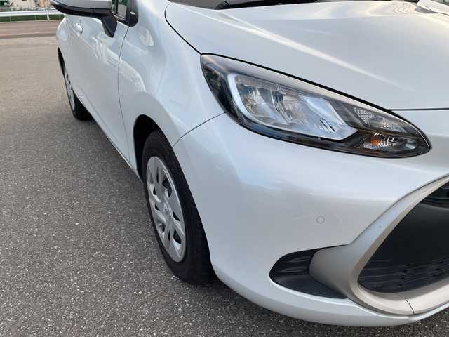 トヨタ アクア G 石川県 2022(令4)年 4.8万km プラチナホワイトパールマイカ 純正ディスプレイオーディオ　バックカメラ　ＬＥＤヘッドライト　ＥＴＣ　ドライブレコーダー　トヨタセーフティセンス　レーダークルーズ　スマートキー　プッシュスタート