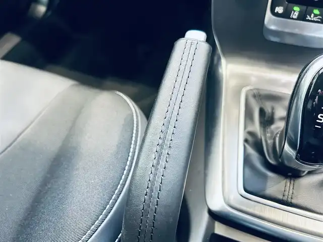 ボルボ Ｖ４０ D4 SE 大阪府 2016(平28)年 2.9万km パッションレッド ACC/BLIS/純正ナビ/TV/バックカメラ/純正17インチAW/LEDヘッドライト/クリアランスソナー/パドルシフト/ハーフ革/Dメモリ付きパワーシート/スマートキー