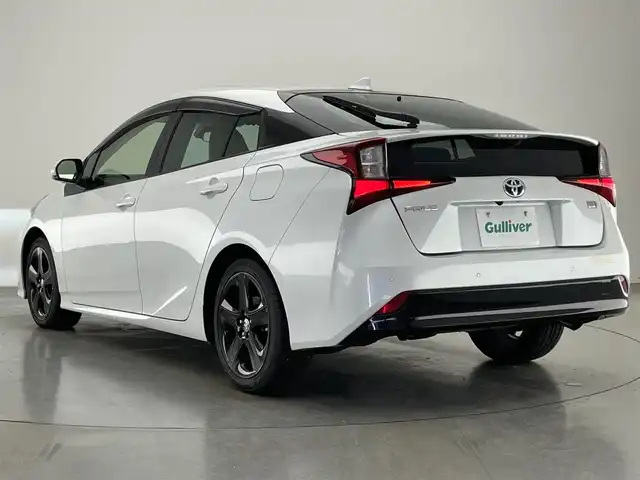 トヨタ プリウス S ツーリングセレ ブラックED 愛知県 2021(令3)年 3.7万km プラチナホワイトパールマイカ 純正ナビ　全方位カメラ　禁煙車　フルセグ　DVD　追従クルコン　ETC　セーフティセンス　１００V充電　シートヒーター　衝突軽減　コーナーセンサー　LEDライト　フォグ　Bluetooth　純正マット　純正１７インチAW　オートハイビーム　nanoeエアコン 　車線逸脱　スマートキー　プッシュスタート