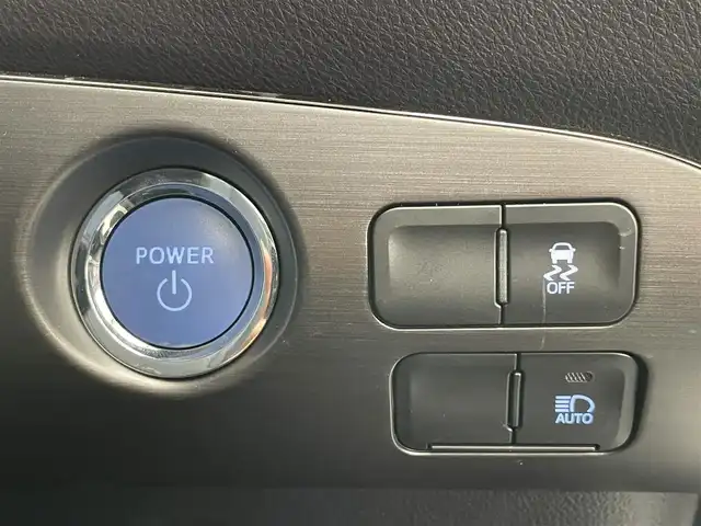 トヨタ プリウス S ツーリングセレ ブラックED 愛知県 2021(令3)年 3.7万km プラチナホワイトパールマイカ 純正ナビ　全方位カメラ　禁煙車　フルセグ　DVD　追従クルコン　ETC　セーフティセンス　１００V充電　シートヒーター　衝突軽減　コーナーセンサー　LEDライト　フォグ　Bluetooth　純正マット　純正１７インチAW　オートハイビーム　nanoeエアコン 　車線逸脱　スマートキー　プッシュスタート