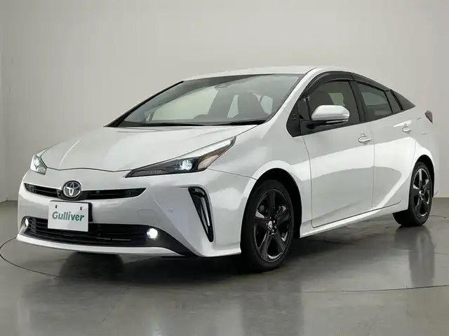 トヨタ プリウス S ツーリングセレ ブラックED 愛知県 2021(令3)年 3.7万km プラチナホワイトパールマイカ 純正ナビ　全方位カメラ　禁煙車　フルセグ　DVD　追従クルコン　ETC　セーフティセンス　１００V充電　シートヒーター　衝突軽減　コーナーセンサー　LEDライト　フォグ　Bluetooth　純正マット　純正１７インチAW　オートハイビーム　nanoeエアコン 　車線逸脱　スマートキー　プッシュスタート