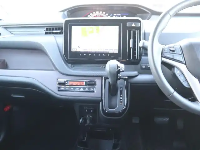 スズキ ソリオ バンディット HV MV 神奈川県 2023(令5)年 0.8万km ピュアホワイトP 純正メモリナビ/フルセグテレビ/全方位カメラ/Bluetooth/アダプティブクルーズ/スズキセーフティサポート/両側パワースライドドア/プッシュスタート/ドライブレコーダー/ETC/前関シートヒーター/LEDヘッドライト/保証書/取説/記録(R.7)/スペアスマートキー