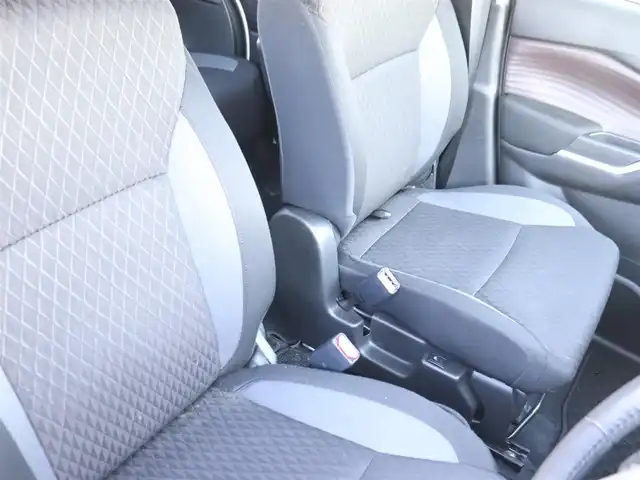 スズキ ソリオ バンディット HV MV 神奈川県 2023(令5)年 0.8万km ピュアホワイトP 純正メモリナビ/フルセグテレビ/全方位カメラ/Bluetooth/アダプティブクルーズ/スズキセーフティサポート/両側パワースライドドア/プッシュスタート/ドライブレコーダー/ETC/前関シートヒーター/LEDヘッドライト/保証書/取説/記録(R.7)/スペアスマートキー