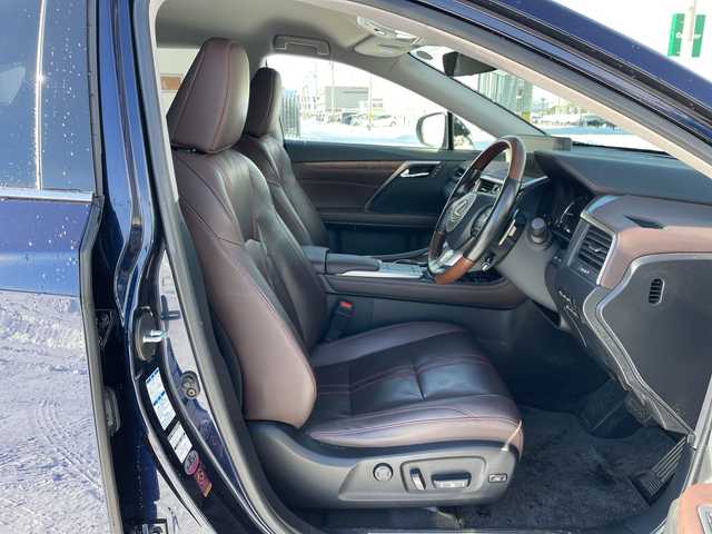 レクサス ＲＸ 300 バージョンL 道央・札幌 2020(令2)年 9.2万km ディープブルーマイカ ４WD/純正メーカーナビ/CD/DVD/BT/フルセグ/プリクラッシュセーフティ/横滑り防止装置/レーダークルーズコントロール/レーンキープアシスト/クリアランスソナー/ブラインドスポットモニター/パーキングサポートアラート/パーキングサポートブレーキ/ロードサインアシスト/ヘッドアップディスプレイ/パノラミックビューモニター/ビルトインETC2.0/ドライブレコーダー/アイドリングストップ/DRIVEMODE切替/パワーバックドア/全席パワーシート/前席メモリーシート/全席シートヒーター/前席エアシート/レザーシート/革巻きウッドコンビステアリング/ステアリングリモコン/パドルシフト/ハンドルヒーター/AC100V/電動パーキング/ブレーキホールド/MTモード付AT/センターデフロック/自動防眩ミラー/プッシュスタート/スマートキー/３眼LEDヘッドライト/オートライト/オートハイビーム/フォグランプ/電動格納ミラー/ヒーテッドドアミラー/ウィンカーミラー/純正フロアマット/純正エンジンスターター