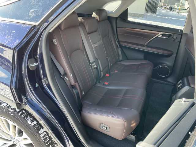 レクサス ＲＸ 300 バージョンL 道央・札幌 2020(令2)年 9.2万km ディープブルーマイカ ４WD/純正メーカーナビ/CD/DVD/BT/フルセグ/プリクラッシュセーフティ/横滑り防止装置/レーダークルーズコントロール/レーンキープアシスト/クリアランスソナー/ブラインドスポットモニター/パーキングサポートアラート/パーキングサポートブレーキ/ロードサインアシスト/ヘッドアップディスプレイ/パノラミックビューモニター/ビルトインETC2.0/ドライブレコーダー/アイドリングストップ/DRIVEMODE切替/パワーバックドア/全席パワーシート/前席メモリーシート/全席シートヒーター/前席エアシート/レザーシート/革巻きウッドコンビステアリング/ステアリングリモコン/パドルシフト/ハンドルヒーター/AC100V/電動パーキング/ブレーキホールド/MTモード付AT/センターデフロック/自動防眩ミラー/プッシュスタート/スマートキー/３眼LEDヘッドライト/オートライト/オートハイビーム/フォグランプ/電動格納ミラー/ヒーテッドドアミラー/ウィンカーミラー/純正フロアマット/純正エンジンスターター