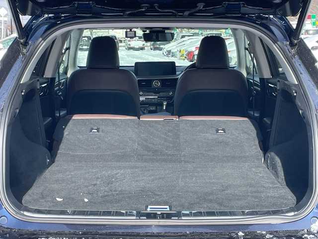 レクサス ＲＸ 300 バージョンL 道央・札幌 2020(令2)年 9.2万km ディープブルーマイカ ４WD/純正メーカーナビ/CD/DVD/BT/フルセグ/プリクラッシュセーフティ/横滑り防止装置/レーダークルーズコントロール/レーンキープアシスト/クリアランスソナー/ブラインドスポットモニター/パーキングサポートアラート/パーキングサポートブレーキ/ロードサインアシスト/ヘッドアップディスプレイ/パノラミックビューモニター/ビルトインETC2.0/ドライブレコーダー/アイドリングストップ/DRIVEMODE切替/パワーバックドア/全席パワーシート/前席メモリーシート/全席シートヒーター/前席エアシート/レザーシート/革巻きウッドコンビステアリング/ステアリングリモコン/パドルシフト/ハンドルヒーター/AC100V/電動パーキング/ブレーキホールド/MTモード付AT/センターデフロック/自動防眩ミラー/プッシュスタート/スマートキー/３眼LEDヘッドライト/オートライト/オートハイビーム/フォグランプ/電動格納ミラー/ヒーテッドドアミラー/ウィンカーミラー/純正フロアマット/純正エンジンスターター