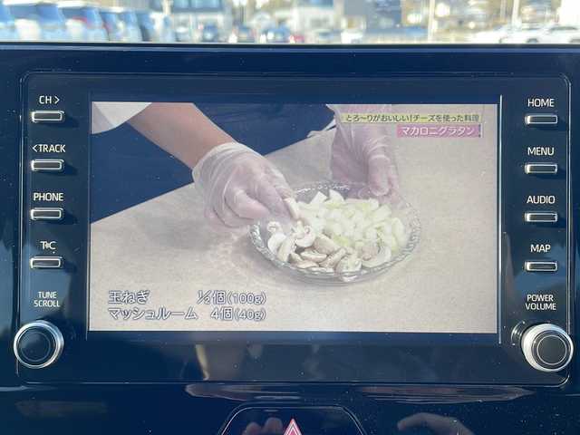 トヨタ ハリアー G 岩手県 2020(令2)年 2.2万km ホワイトパールクリスタルシャイン トヨタセーフティセンス/モデリスタエアロ/純正ナビ/　フルセグ/Bluetooth/バックカメラ/ドラレコ一体型デジタルインナーミラー/パワーバックドア/ハーフレザーシート/D席パワーシート/クリアランスソナー/ビルトインETC/LEDヘッドライト/LEDフォグ/革巻きステアリング/ステアリングスイッチ/純正ドアバイザー/純正フロアマット/スマートキー/取扱説明書/保証書