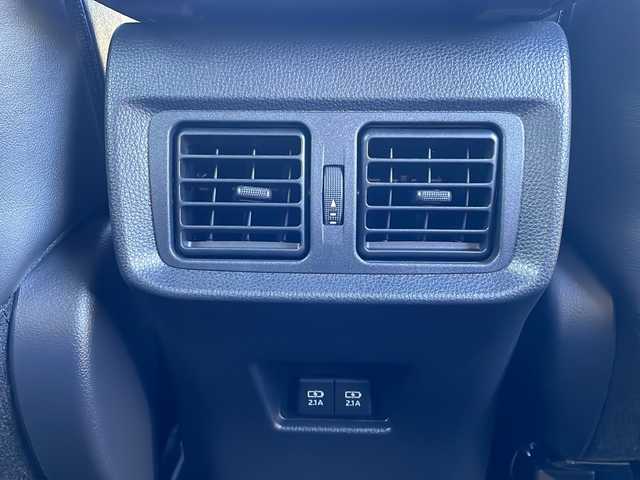 トヨタ ハリアー G 岩手県 2020(令2)年 2.2万km ホワイトパールクリスタルシャイン トヨタセーフティセンス/モデリスタエアロ/純正ナビ/　フルセグ/Bluetooth/バックカメラ/ドラレコ一体型デジタルインナーミラー/パワーバックドア/ハーフレザーシート/D席パワーシート/クリアランスソナー/ビルトインETC/LEDヘッドライト/LEDフォグ/革巻きステアリング/ステアリングスイッチ/純正ドアバイザー/純正フロアマット/スマートキー/取扱説明書/保証書