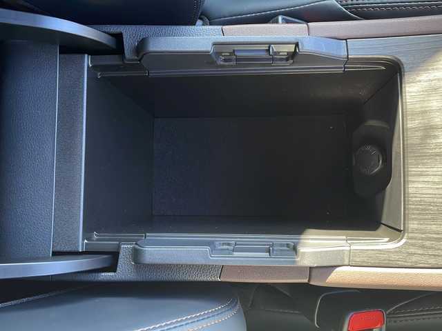 トヨタ ハリアー G 岩手県 2020(令2)年 2.2万km ホワイトパールクリスタルシャイン トヨタセーフティセンス/モデリスタエアロ/純正ナビ/　フルセグ/Bluetooth/バックカメラ/ドラレコ一体型デジタルインナーミラー/パワーバックドア/ハーフレザーシート/D席パワーシート/クリアランスソナー/ビルトインETC/LEDヘッドライト/LEDフォグ/革巻きステアリング/ステアリングスイッチ/純正ドアバイザー/純正フロアマット/スマートキー/取扱説明書/保証書