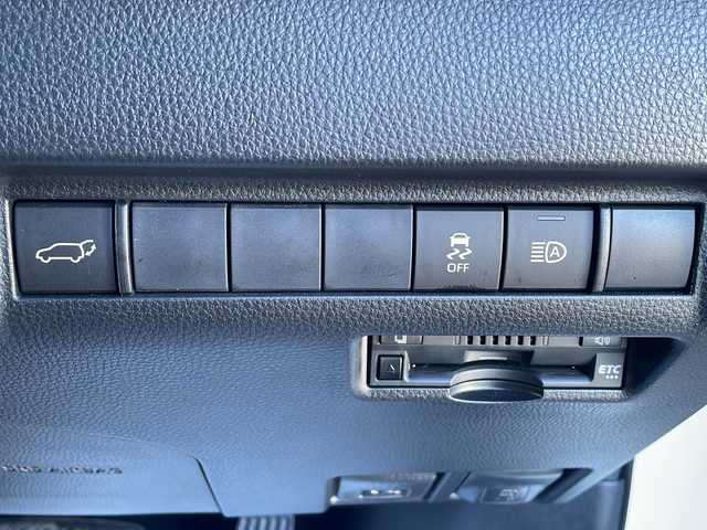 トヨタ ハリアー G 岩手県 2020(令2)年 2.2万km ホワイトパールクリスタルシャイン トヨタセーフティセンス/モデリスタエアロ/純正ナビ/　フルセグ/Bluetooth/バックカメラ/ドラレコ一体型デジタルインナーミラー/パワーバックドア/ハーフレザーシート/D席パワーシート/クリアランスソナー/ビルトインETC/LEDヘッドライト/LEDフォグ/革巻きステアリング/ステアリングスイッチ/純正ドアバイザー/純正フロアマット/スマートキー/取扱説明書/保証書