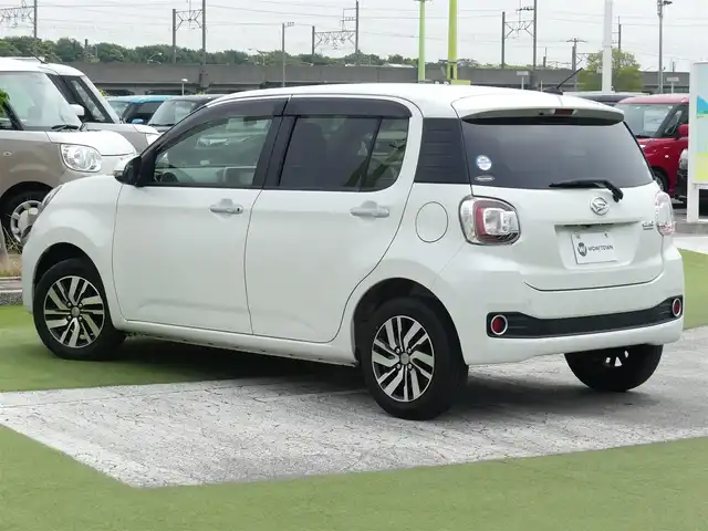 ダイハツ ブーン シルク Gパッケージ SAⅡ 千葉県 2016(平28)年 5.2万km パールホワイトⅢ スマートアシストII/エコアイドル/純正SDナビ/地デジTV/【DVD/CD再生機能　Bluetooth接続】/バックカメラ/ドライブレコーダー（前後撮影）/革巻きステアリング/ステアリングスイッチ/ETC/LEDヘッドライト/フォグライト/ウインカーミラー/リアコーナーセンサー/純正14インチアルミホイル/キーフリーシステム