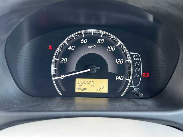 日産 デイズ J 静岡県 2019(平31)年 0.8万km スターリングシルバーM 主要装備/・社外ナビ/・Bluetooth/・TV/・衝突被害軽減システム/・前後コーナーセンサー/・純正フロアマット/・ハロゲンヘッドライト/・リモコンキー/・エアバッグ/・ドアバイザー