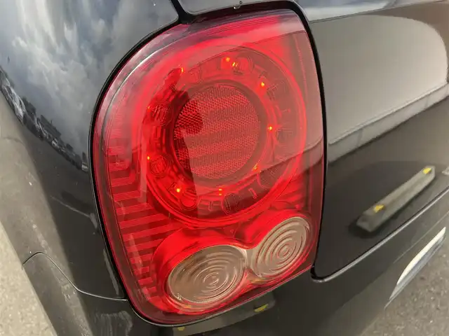 スズキ ラパン T Lパッケージ 秋田県 2012(平24)年 13.7万km ブルーイッシュブラックパール3 ４WD/純正オーディオ（AM/FM/CD)/スマートキー/純正アルミ/プッシュスタート/D席シートヒーター/純正フロアマット/純正ドアバイザー/オートエアコン/レベライザー/パワーステアリング/パワーウィンドウ/電動格納ウィンカーミラー/保証書/取扱説明書/記録簿