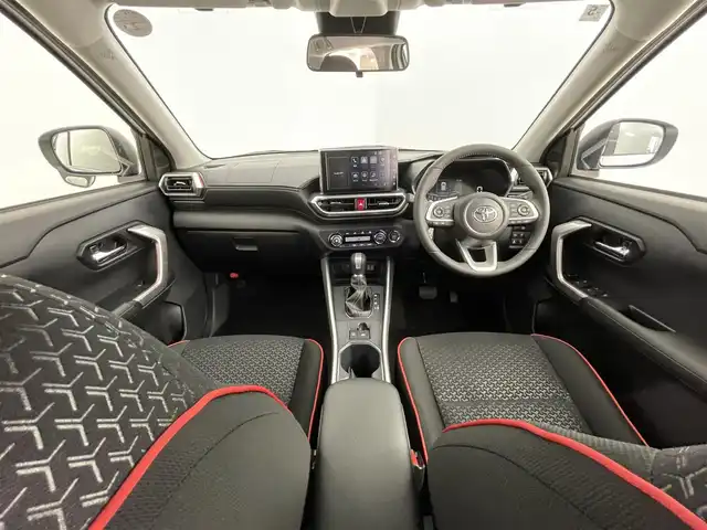 トヨタ ライズ Z 道央・札幌 2025(令7)年 0.1万km未満 シャイニングホワイトパール ・登録済未使用車/・４WD/・寒冷地仕様/・ディスプレイオーディオ/　BT/USB/HDMI/Miracast/フルセグ/・パノラミックビューモニター/・衝突軽減ブレーキ/・レーダークルーズコントロール/・レーンキープアシスト/・オートハイビーム/・クリアランスソナー/・LEDヘッドライト/・フォグライト/・オートライト/・プッシュスタート/・スマートキー/・スペアキー×１