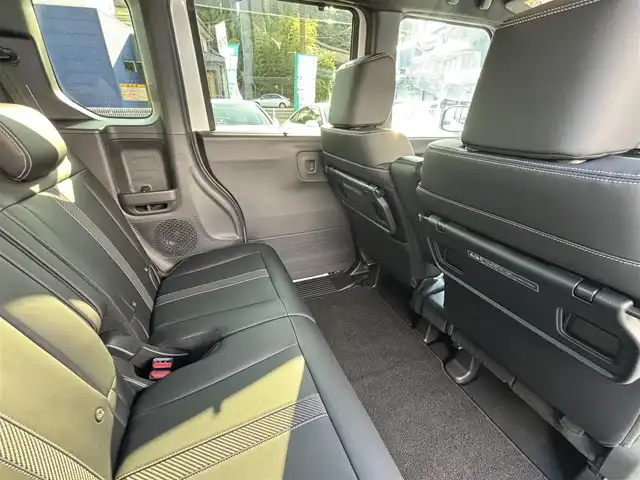 ホンダ Ｎ ＢＯＸ カスタム ターボ コーディネートS 熊本県 2024(令6)年 2.7万km プラチナホワイトパール ワンオーナー/社外10インチフローティングナビ（CN-F1X10BD）/【フルセグTV/CD/DVD/ＢＤ/Bluetooth/ラジオ】/バックカメラ/両側パワースライドドア/レーダークルーズコントロール/衝突軽減ブレーキ/先行車発進お知らせ機能/車線維持支援システム/標識認識機能/パドルシフト/横滑り防止機能/ブレーキホールド/黒革シート/前席シートヒーター/純正15インチAW/オートライト/LEDヘッドライト/ベンチシート/リヤサンシェード/ISOFIX/保証書/取扱説明書