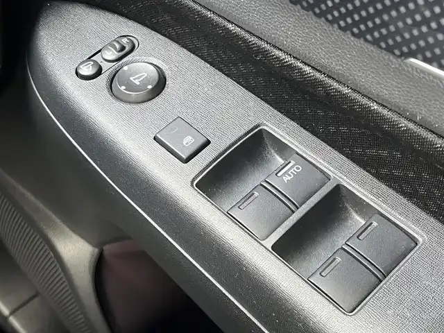ホンダ Ｎ ＷＧＮ カスタム G Aパッケージ 奈良県 2014(平26)年 2.3万km カトラリーシルバーM ワンオーナー/純正オーディオ/（AM/FM/CD)/ハーフレザーシート/クルーズコントロール/エンジンスターター/革巻きステアリング/ステアリングスイッチ/オートライト/横滑り防止装置/フロアマット/ドアバイザー/電格ウインカーミラー/プッシュスタート/スペアキー