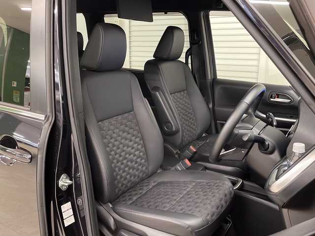 トヨタ ヴォクシー ハイブリッド S－Z 熊本県 2022(令4)年 1.7万km スパークリングブラックパールクリスタルシャイン 禁煙車/トヨタセーフティセンス/・プリクラッシュセーフティ/・レーントレーシングアシスト/・ロードサインアシスト/・オートマチックハイビーム/・レーダークルーズコントロール/8型ディスプレイオーディオ/ナビ機能/CD/DVD/BT/USB/フルセグTV/両側パワースライドドア/バックカメラ/純正フリップダウンモニター/ハーフレザー/前席シートヒーター/ビルトインETC2.0/LEDヘッドライト/AC100V/純正ドアバイザー