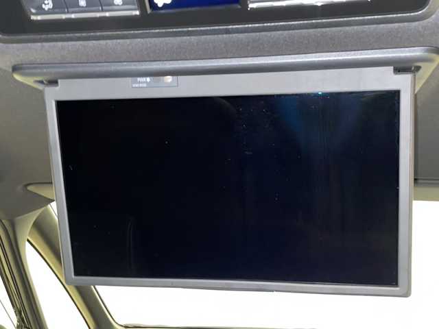 トヨタ ヴォクシー ハイブリッド S－Z 熊本県 2022(令4)年 1.7万km スパークリングブラックパールクリスタルシャイン 禁煙車/トヨタセーフティセンス/・プリクラッシュセーフティ/・レーントレーシングアシスト/・ロードサインアシスト/・オートマチックハイビーム/・レーダークルーズコントロール/8型ディスプレイオーディオ/ナビ機能/CD/DVD/BT/USB/フルセグTV/両側パワースライドドア/バックカメラ/純正フリップダウンモニター/ハーフレザー/前席シートヒーター/ビルトインETC2.0/LEDヘッドライト/AC100V/純正ドアバイザー