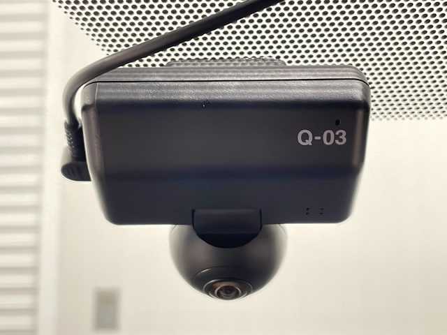 トヨタ ヴォクシー ハイブリッド S－Z 熊本県 2022(令4)年 1.7万km スパークリングブラックパールクリスタルシャイン 禁煙車/トヨタセーフティセンス/・プリクラッシュセーフティ/・レーントレーシングアシスト/・ロードサインアシスト/・オートマチックハイビーム/・レーダークルーズコントロール/8型ディスプレイオーディオ/ナビ機能/CD/DVD/BT/USB/フルセグTV/両側パワースライドドア/バックカメラ/純正フリップダウンモニター/ハーフレザー/前席シートヒーター/ビルトインETC2.0/LEDヘッドライト/AC100V/純正ドアバイザー