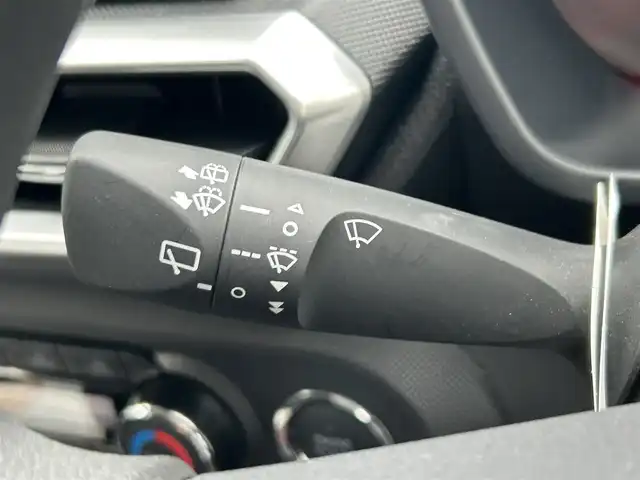 トヨタ ライズ G 東京都 2023(令5)年 0.5万km シャイニングホワイトパール 純正ディスプレイオーディオ/フルセグ/パノラミックビューモニター/ビルトインETC/LEDヘッドライト/スマートアシスト/衝突軽減ブレーキ/車線逸脱警報機能/車線逸脱抑制制御機能/コーナーセンサー/USB/HDMIポート/スマートキー