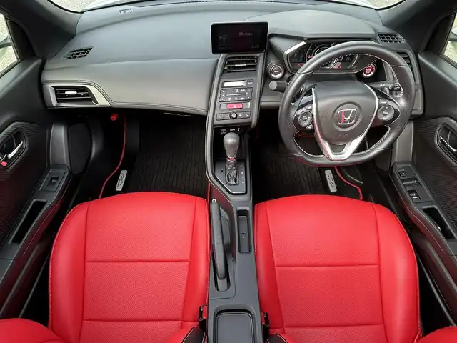 ホンダ Ｓ６６０ α 兵庫県 2017(平29)年 2.9万km プレミアムスターホワイトP クルーズコントロール/バックカメラ/Bluetooth接続/シティブレーキアクティブシステム/センターディスプレイ/レザーシート/スポーツモード/スイッチスタート/パドルシフト/オープンカー/LEDヘッドライト/ステアリングスイッチ/スペアキー/社外ETC