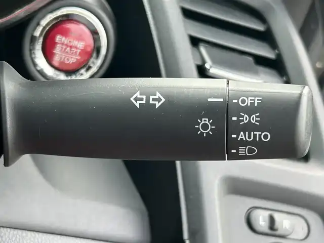 ホンダ Ｓ６６０ α 兵庫県 2017(平29)年 2.9万km プレミアムスターホワイトP クルーズコントロール/バックカメラ/Bluetooth接続/シティブレーキアクティブシステム/センターディスプレイ/レザーシート/スポーツモード/スイッチスタート/パドルシフト/オープンカー/LEDヘッドライト/ステアリングスイッチ/スペアキー/社外ETC