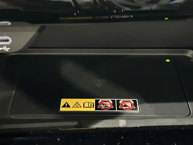 トヨタ アルファード Z 愛知県 2024(令6)年 2.1万km プラチナホワイトパールマイカ 純正14インチディスプレイ/左右独立ムーンルーフ/寒冷地仕様/パノラミックビューモニター/ヘッドアップディスプレイ/純正13.2インチフリップダウンモニター/両側電動スライドドア/パワーバックドア/ワイヤレス充電/デジタルインナーミラー/ビルトイン2.0/シートヒーター/シートクーラー/シートメモリー/ハンドルヒーター/後席用パワーサイドサンシェード/アクセサリーソケット/プリクラッシュセーフティ/レーンディパーチャーアラート/プロアクティブドライビングアシスト/ブラインドスポットモニター/クリアランスソナー/純正18インチアルミホイール/純正フロアマット