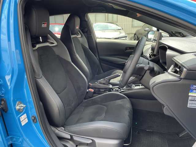トヨタ ＧＲカローラ RZ 神奈川県 2023(令5)年 0.6万km 青 50台限定車/ワンオーナー/純正メモリーナビ・地デジTV/JBLスピーカー/バックモニター/純正USB/BT/Miracast/ビルトインETC2.0/ハーフレザーシート/前席シートヒーター/ステアリングヒーター/HUD/純正18インチAW/GRブレーキキャリパー/カーボンルーフ/トヨタセーフティセンス/レーダークルーズコントロール/PCS/LDA/BSM/RCTA/SEA/RSA/コーナーセンサー/オートハイビーム/ステアリングスイッチ/プッシュスタート/スマートキー×2/R5/6年ディーラー整備記録/保証書・取説あり