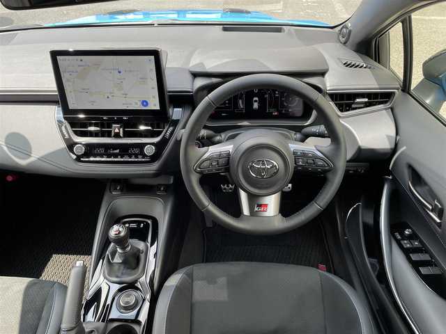 トヨタ ＧＲカローラ RZ 神奈川県 2023(令5)年 0.6万km 青 50台限定車/ワンオーナー/純正メモリーナビ・地デジTV/JBLスピーカー/バックモニター/純正USB/BT/Miracast/ビルトインETC2.0/ハーフレザーシート/前席シートヒーター/ステアリングヒーター/HUD/純正18インチAW/GRブレーキキャリパー/カーボンルーフ/トヨタセーフティセンス/レーダークルーズコントロール/PCS/LDA/BSM/RCTA/SEA/RSA/コーナーセンサー/オートハイビーム/ステアリングスイッチ/プッシュスタート/スマートキー×2/R5/6年ディーラー整備記録/保証書・取説あり