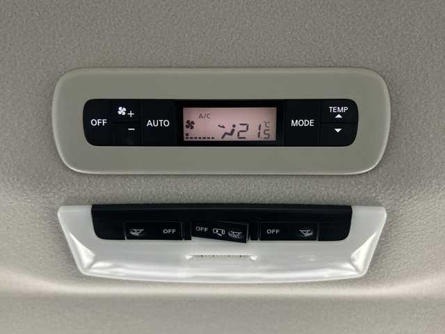 日産 セレナ e－パワー ハイウェイスター V 愛知県 2020(令2)年 6.7万km ブリリアントホワイトパール 純正ＳＤナビ　/（フルセグTV/Ｂｌｕｅｔｏｏｔｈ/ＣＤ/ＤＶＤ/Blu-ray）/全方位カメラ　/プロパイロット/衝突軽減ブレーキ/レーンキープアシスト/ブラインドスポットモニター/オートハイビーム/ドライブレコーダー　/ビルトインＥＴＣ　/デジタルインナーミラー　/両側パワースライドドア/LEDヘッドライト/フォグランプ/オートライト/スマートキー/スペアキー有/純正アルミホイール