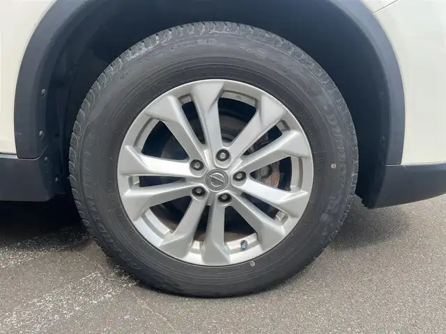 日産 エクストレイル 20X エマージェンシーブレーキ 秋田県 2016(平28)年 7.3万km ブリリアントホワイトパール ４WD/純正ナビ/ワンセグ/全方位カメラ/電動格納ミラー/電動リアゲート/純正フロアマット/アイドリングストップ/プッシュスタート/ダウンヒルアシストコントロール/LEDヘッドライト/オートライト/コーナーセンサー/クルーズコントロール（追従なし）/ルーフレール/ルーフキャリア/衝突軽減システム/ETC/ミラーヒーター/ステアリングスイッチ/オートエアコン/横滑り防止装置/保証書付整備手帳/取扱説明書/記録簿