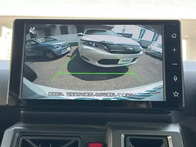 ダイハツ タフト G クロムベンチャー 岡山県 2023(令5)年 2.2万km セラミックグリーンM 登録時走行距離21928キロ/9インチスマホ連携ディスプレイオーディオ/AM/FM/Bluetooth/Apple CarPlay/TV/スマートアシストIII/・衝突回避支援ブレーキ/・車線逸脱警報機能/・オートハイビーム/コーナーセンサー/バックカメラ/アイドリングストップ/ガラスルーフ/シートヒーター（D＋N）/ブレーキホールド/LEDヘッドライト/前ドライブレコーダー/スマートキー/プッシュスタート/ETC