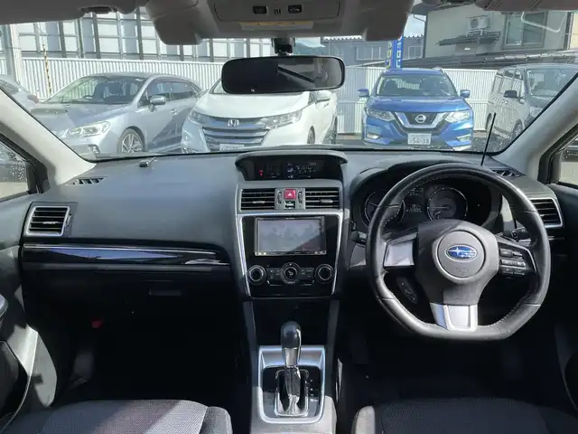 スバル レヴォーグ 1．6GT アイサイト 山形県 2014(平26)年 11.8万km クリスタルブラックシリカ (株)IDOMが運営する【じしゃロン山形店】の自社ローン専用車両になります。/こちらは現金またはオートローンご利用時の価格です。/自社ローンご希望の方は別途その旨お申付け下さい。/4WD車両/メモリナビ/（CD/DVD/TV/BT/AM/FM）/アイサイト/パドルシフト/ETC/プッシュスタート/スマートキー/横滑り防止機能/衝突軽減ブレーキ/電動格納ミラー/ウィンカーミラー