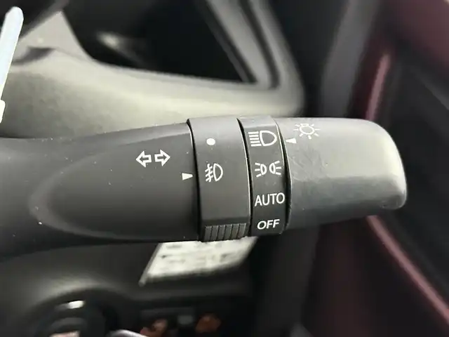 スズキ スペーシア カスタム HYBRID XS ターボ 愛知県 2024(令6)年 0.8万km ブルーイッシュブラックパール3 全方位モニター付9インチナビゲーション/　　・Bluetooth対応/フルセグTV/両側パワースライドドア/ステアリングリモコン/アダプティブクルーズコントロール/パドルシフト/ステアリングヒーター/ヘッドアップディスプレイ/ハーフレザーシート/シートヒーター（運転席/助手席）/後席オットマンシート/デュアルカメラブレーキサポート/車線維持支援機能