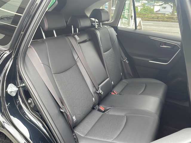 トヨタ ＲＡＶ４ アドベンチャー オフロードPKGⅡ 京都府 2023(令5)年 1.1万km アティチュードブラックマイカ 純正１０．５インチナビ　アラウンドビューモニター　プリクラッシュセーフティ　レーダークルーズコントロール　ブラインドスポットモニター　シートベンチレーター　メモリーシート　前後ドラレコ　禁煙車