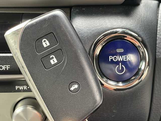 レクサス ＬＳ 600h Fスポーツ 岩手県 2015(平27)年 7.2万km スターライトブラックガラスフレーク レクサスプレミアムサウンド　ナビ　スマートキー　純正２０ＡＷ　Ｒクルコン　バックＣ　Ｂｌｕｅｔｏｏｔｈ再生　ＵＳＢ　ＥＴＣ　ＡＵＸ　フルセグ　サンルーフ　ドラレコ　Ｐシート　Ｓヒーター　エアシート　ＢＳＭ　レーンキープ